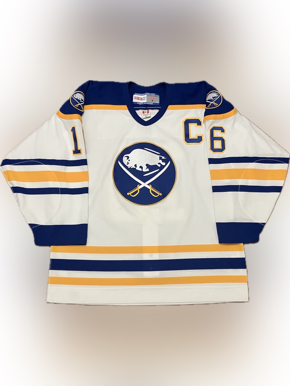 Buffalo Sabres Pat LaFontaine Authentic Vintage Hockey NHL Jersey Size 52